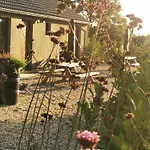 Bed & Breakfast Mera Luxe Wellness B&b, Ibiza-bohemian Style Suites, Adults Only, Optioneel Prive Outdoor Wellness, Massage, Vuurkorf, Gratis Fles Wijn Of Bubbels