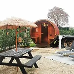 Bed & Breakfast Mera Luxe Wellness B&b, Ibiza-bohemian Style Suites, Adults Only, Optioneel Prive Outdoor Wellness, Massage, Vuurkorf, Gratis Fles Wijn Of Bubbels 3*