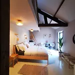 Bed & Breakfast Mera Luxe Wellness B&b, Ibiza-bohemian Style Suites, Adults Only, Optioneel Prive Outdoor Wellness, Massage, Vuurkorf, Gratis Fles Wijn Of Bubbels