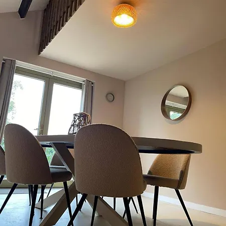 Mera Luxe Wellness B&b, Adults Only, Ibiza-bohemian Style Suites, Prive Outdoor Wellness, Massage, Vuurkorf, Gratis Wijn-bubbels 住宿加早餐酒店 阿梅里卡