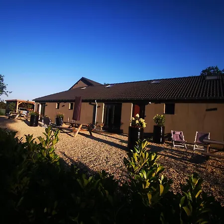 Mera Luxe Wellness B&b, Ibiza-bohemian Style Suites, Adults Only, Optioneel Prive Outdoor Wellness, Massage, Vuurkorf, Gratis Fles Wijn Of Bubbels America