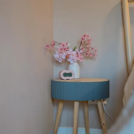 Bed and breakfast Mera Luxe Wellness B&b, Adults Only, Ibiza-bohemian Style Suites, Optional Prive Outdoor Wellness, Massage, Vuurkorf, Gratis Fles Fles Wijn-bubbels America