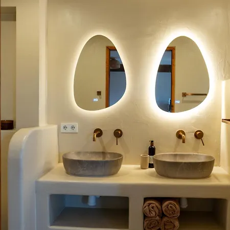 Mera Luxe Wellness B&b, Ibiza-bohemian Style Suites, Adults Only, Optioneel Prive Outdoor Wellness, Massage, Vuurkorf, Gratis Fles Wijn Of Bubbels 3* America