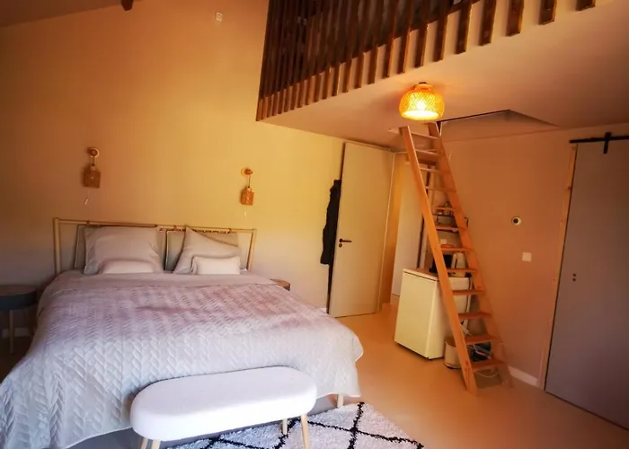 Mera Luxe Wellness B&b, Adults Only, Ibiza-bohemian Style Suites, Optional Prive Outdoor Wellness, Massage, Vuurkorf, Gratis Fles Fles Wijn-bubbels America