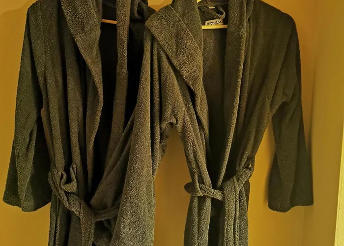 Mera Luxe Wellness B&b, Adults Only, Ibiza-bohemian Style Suites, Optional Prive Outdoor Wellness, Massage, Vuurkorf, Gratis Fles Fles Wijn-bubbels 3* America