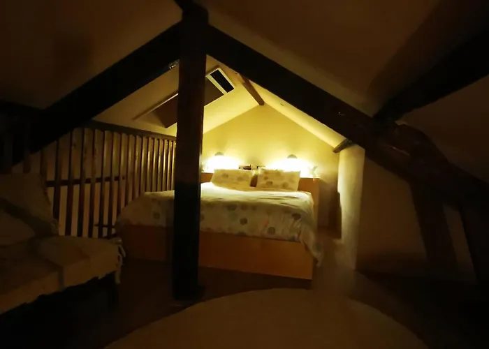 Bed & Breakfast Mera Luxe Wellness B&b, Adults Only, Ibiza-bohemian Style Suites, Optional Prive Outdoor Wellness, Massage, Vuurkorf, Gratis Fles Fles Wijn-bubbels 3*