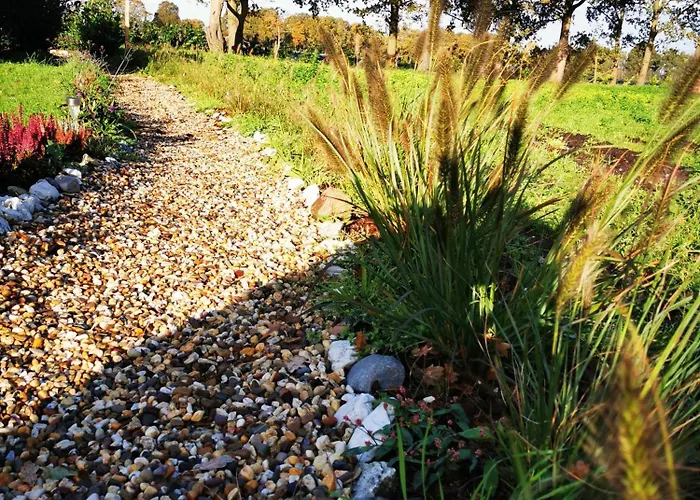 Mera Luxe Wellness B&b, Adults Only, Ibiza-bohemian Style Suites, Optional Prive Outdoor Wellness, Massage, Vuurkorf, Gratis Fles Fles Wijn-bubbels Bed and breakfast America