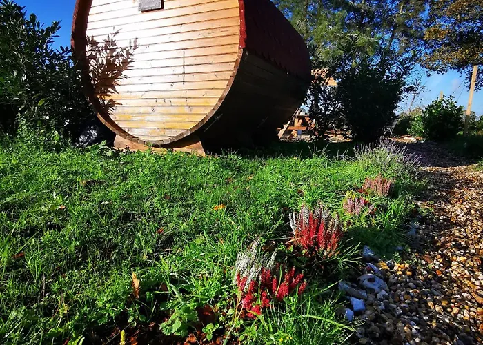 Mera Luxe Wellness B&b, Adults Only, Ibiza-bohemian Style Suites, Optional Prive Outdoor Wellness, Massage, Vuurkorf, Gratis Fles Fles Wijn-bubbels