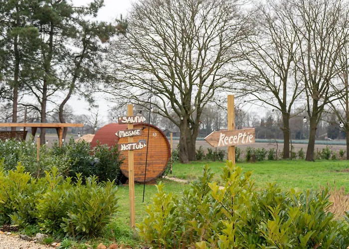 Mera Luxe Wellness B&b, Adults Only, Ibiza-bohemian Style Suites, Optional Prive Outdoor Wellness, Massage, Vuurkorf, Gratis Fles Fles Wijn-bubbels America