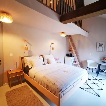 Mera Luxe Wellness B&b, Ibiza-bohemian Style Suites, Adults Only, Optioneel Prive Outdoor Wellness, Massage, Vuurkorf, Gratis Fles Wijn Of Bubbels 3*