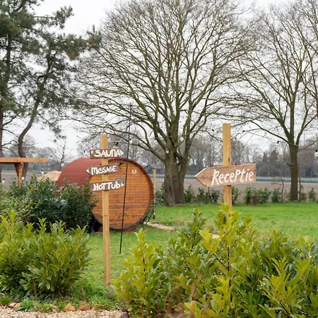 Mera Luxe Wellness B&b, Adults Only, Ibiza-bohemian Style Suites, Optional Prive Outdoor Wellness, Massage, Vuurkorf, Gratis Fles Fles Wijn-bubbels アメリカ