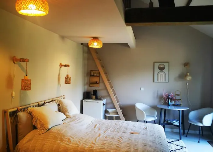 Mera Luxe Wellness B&b, Adults Only, Ibiza-bohemian Style Suites, Optional Prive Outdoor Wellness, Massage, Vuurkorf, Gratis Fles Fles Wijn-bubbels ベッド・アンド・ブレックファスト アメリカ